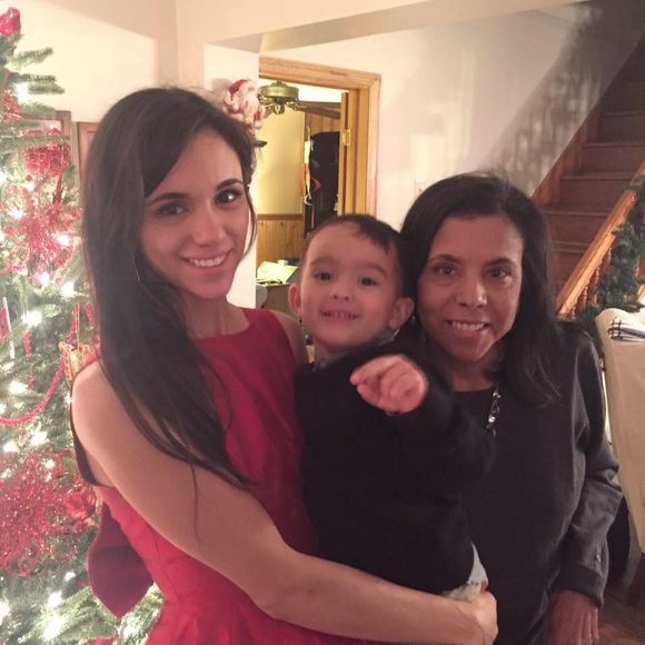 Meet your Posher, Laura - Picture 1 of 1